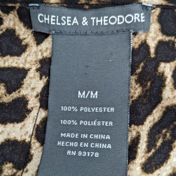 Chelsea & Theodore Leopard Print Blouse Size Medium Leopard Print Top - Picture 5 of 6